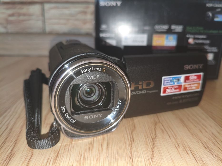 видеокамера Sony HDR-CX400E / Full HD / 30x Zoom / Полный комплект