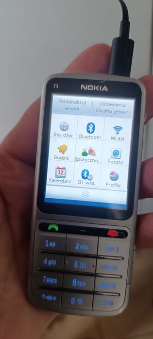 Nokia C3 działa vintage