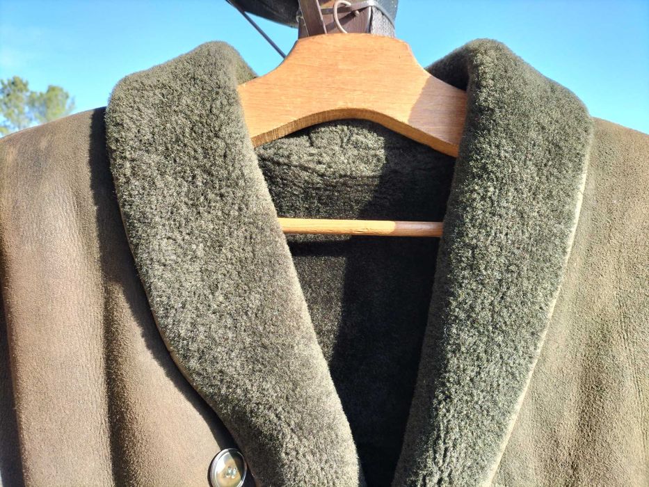 Casaco Homem, pele carneiro verdadeira, verde escuro, tam 50