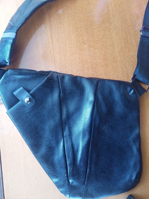 Чоловіча сумка слінг через плече