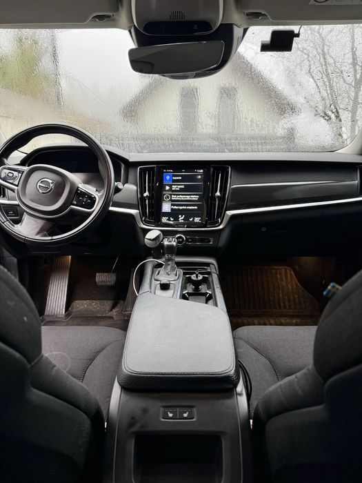 Volvo V90 D3 AWD | ASO | Webasto | HAK