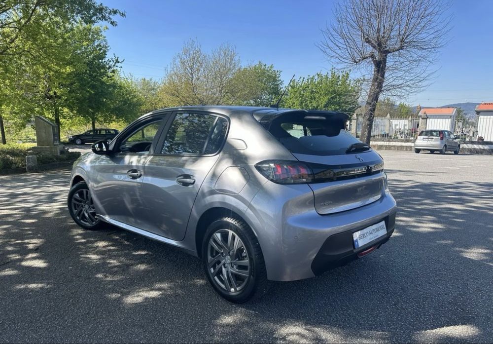 Peugeot 208 de 2022 automatico para alugar