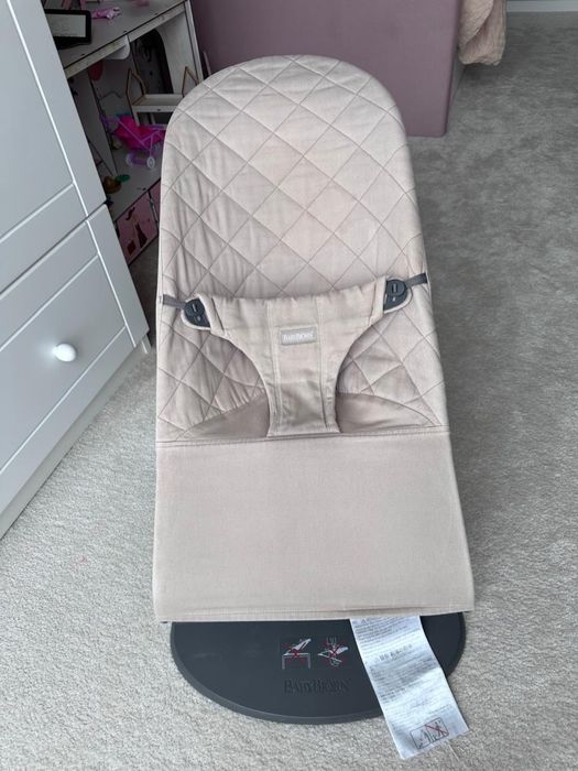Шезлонг BabyBjorn
