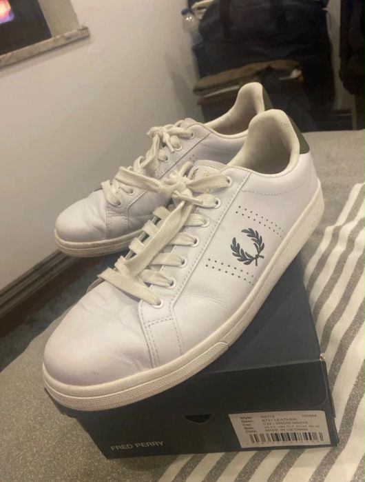 Sapatilhas Fred Perry numero 44