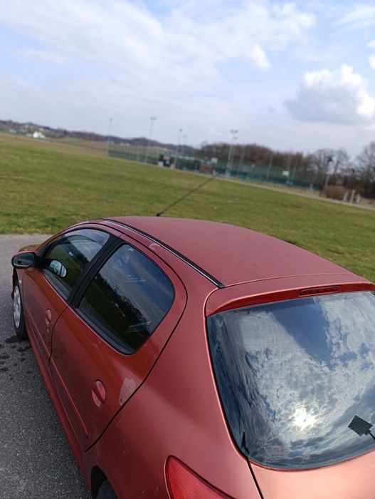 Sprzedam Peugeot 206