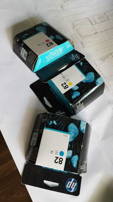 Plotter HP Designjet 510 (24" / A1) + Cabo Novo + 3 Tinteiros Originais HP