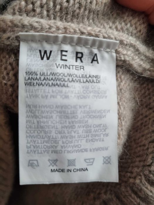 Светр зі 100% вовни Wera