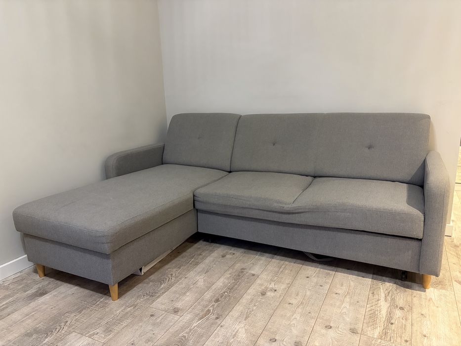 Sofa jasno szara
