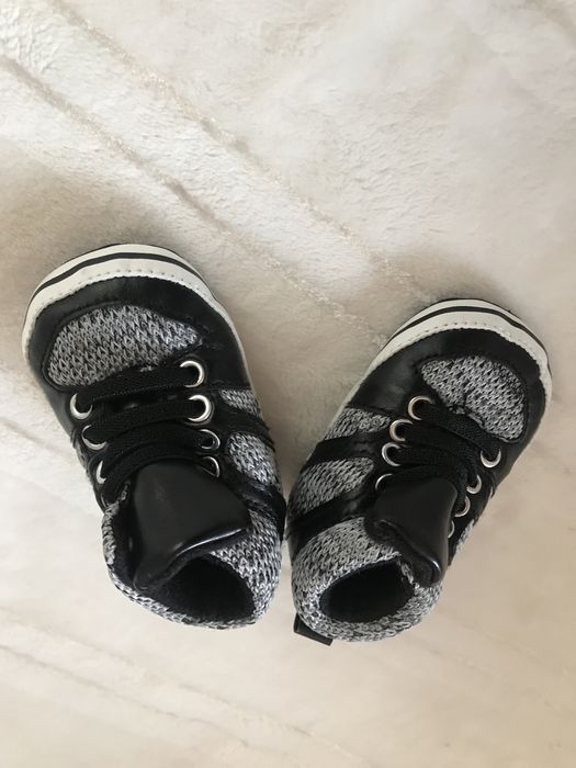 Кросівки 0-3міс