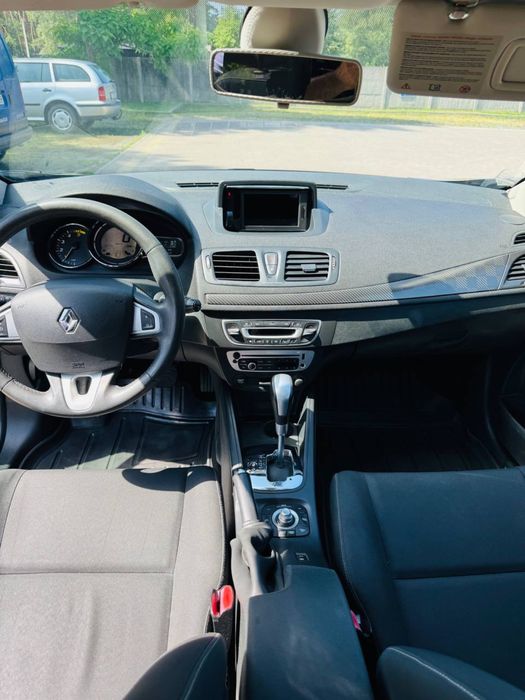 Рено Меган автомат Renault Megane 1,5 дизель 2012 обслужена
