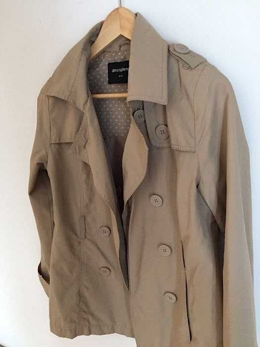 Casaco Estilo Trench Coat - Elegante e Ligeiro