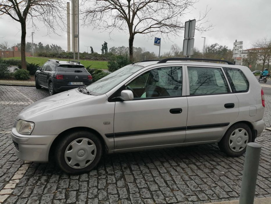 Vendo Mitsubishi Space Car
