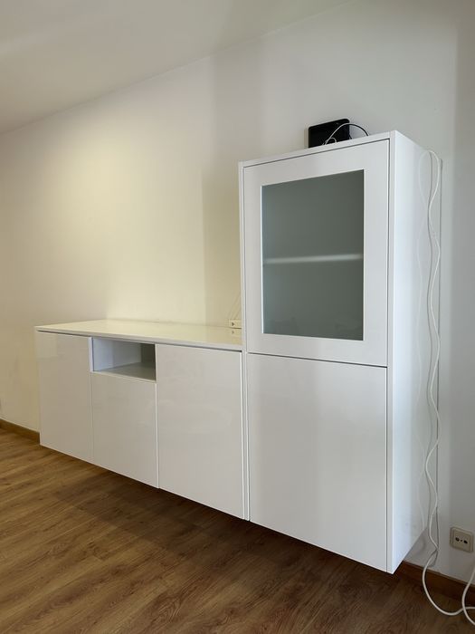 Móvel suspenso branco alto brilho grande – bom estado