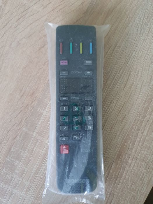 Продам телевизор Thomson, dvd плеер Pioneer и тумбочку