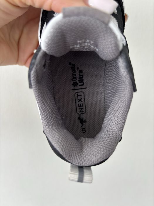 Кросівки Next на осінь ,розмір 21,5