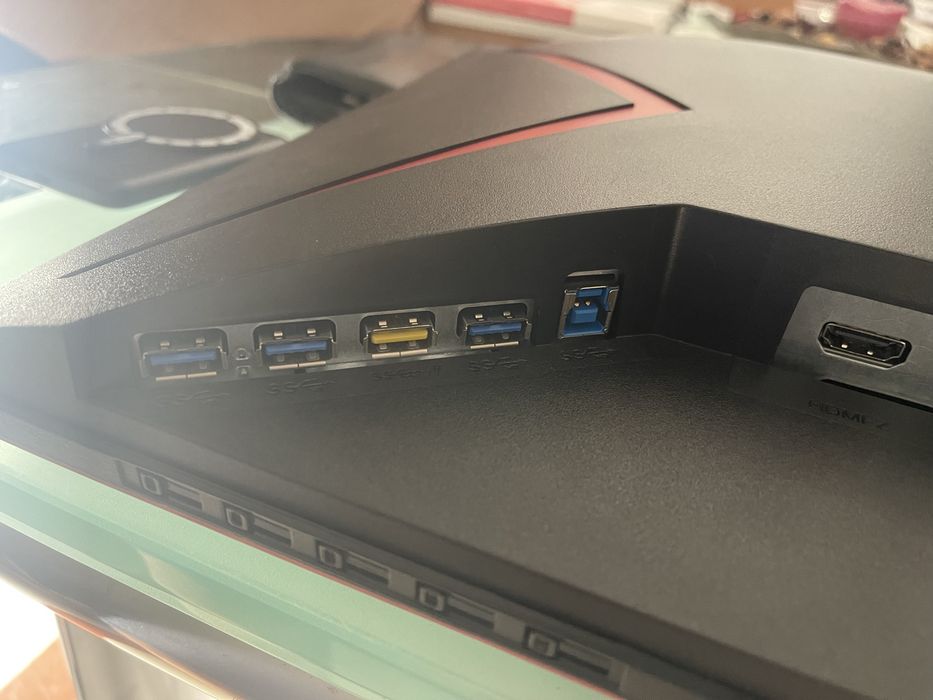 Monitor AOC com avaria ver texto