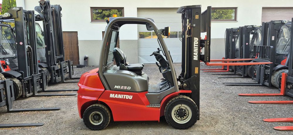 Wózek Widłowy Manitou MI25D - Rok 2018r. - Tylko 1230 mth ! - Diesel - Triplex 5 m - Wolna 4 sekcja - Maszyna jak Nowa