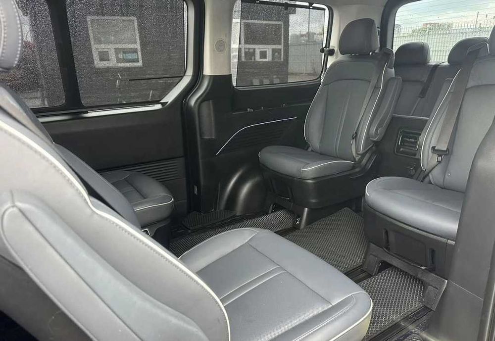 Hyundai Staria  2021