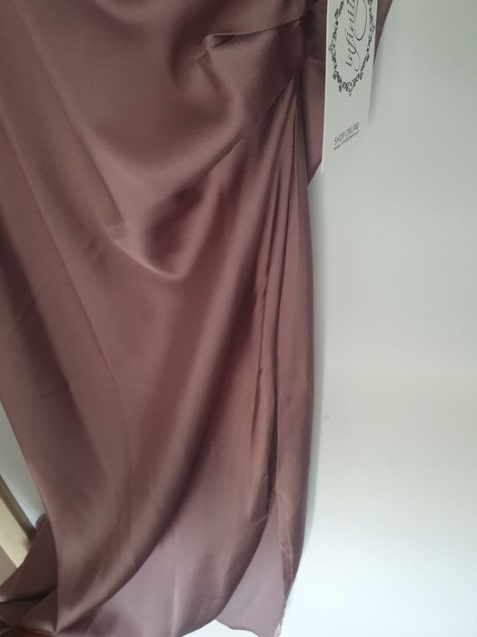 Sukienka satynowa Claudia InfinityFashion