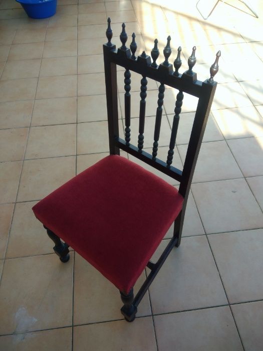 2 cadeiras + um espelho vintage