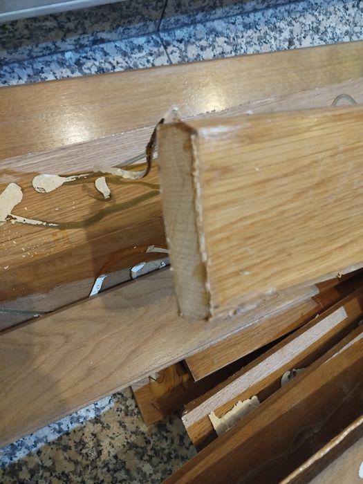 Portas em madeira, rodapé em madeira,arcos das portas,