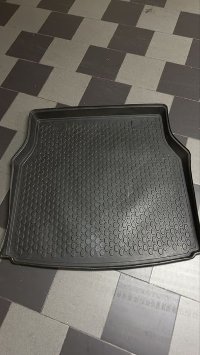 Proteção mala carrinha mercedes C 220 - W213