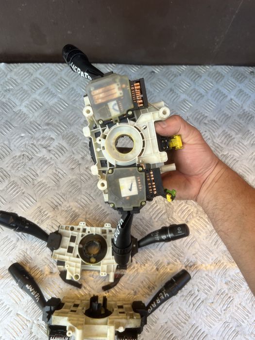 Переключатель поворотов дворников Киа черато kia cerato 08год