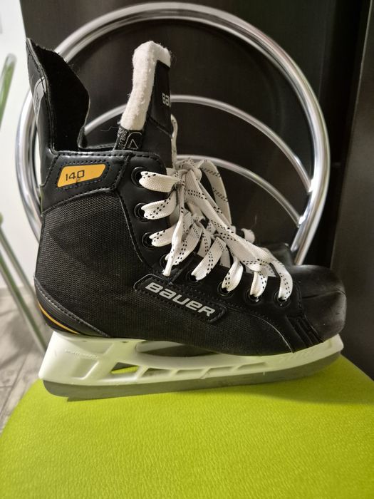 Łyżwy hokejowe Bauer 140