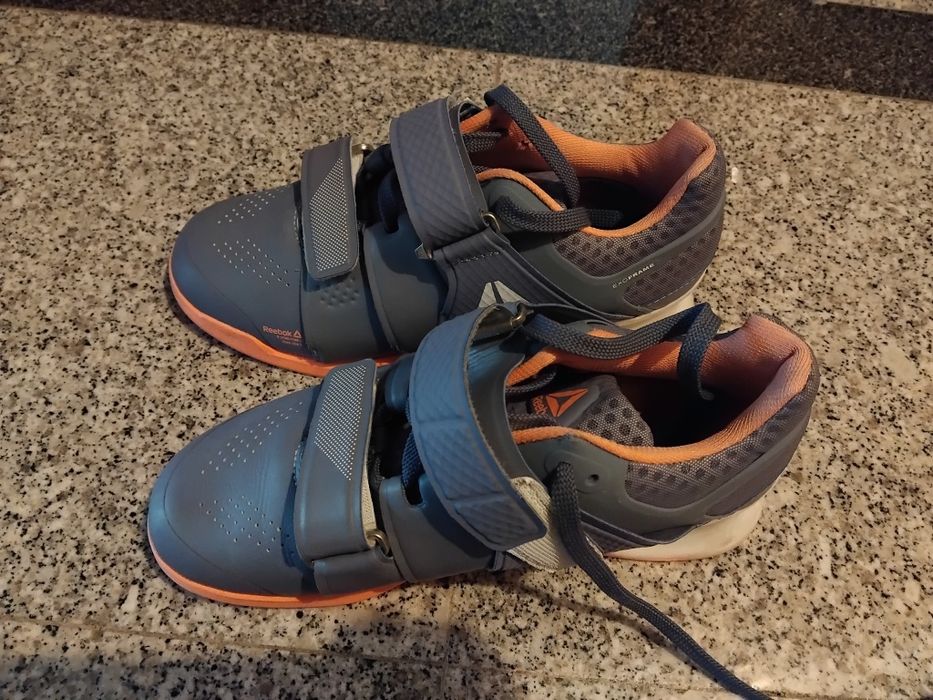 Reebok legacy lifter