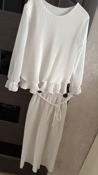Костюм штани блуза як zara як next шкільний