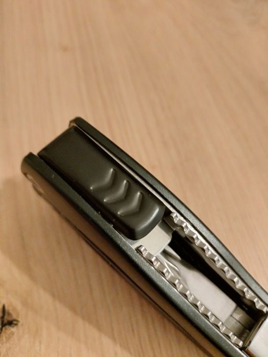 Multitool Mercedes nowy