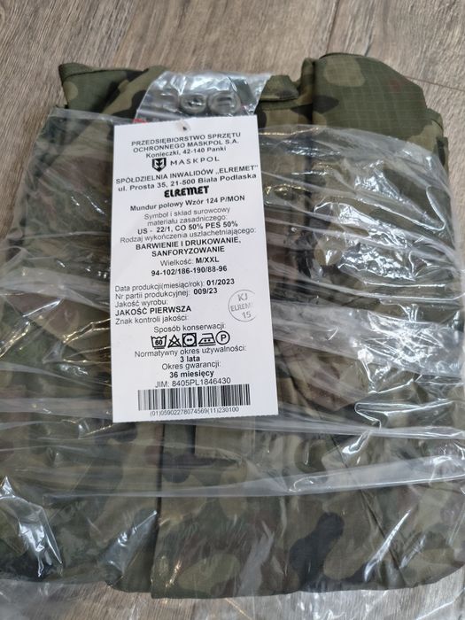 Mundur polowy nowy