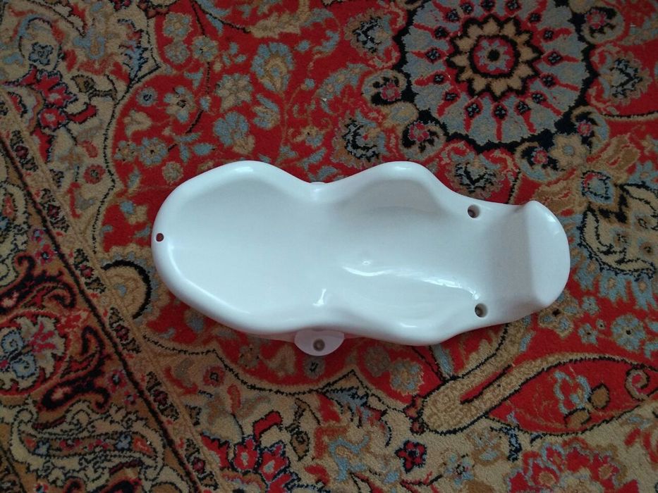 Підставка до дитячої ваночки