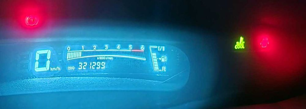 Toyota Yaris 1.4 D-4D 90cv 2007 - económico, IUC baixo