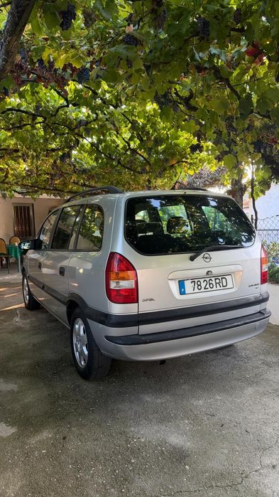 Opel Zafira A 2.0 DTI