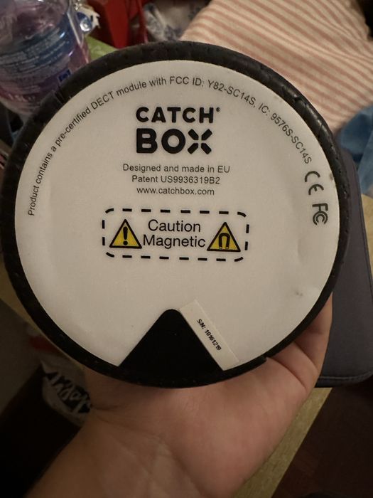 Microfone saltitam