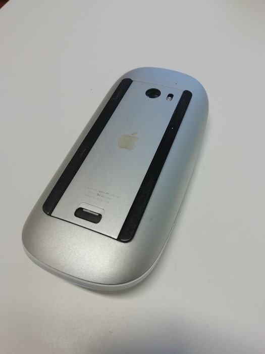 Apple Magic Mouse Bluetooth64584409317761122