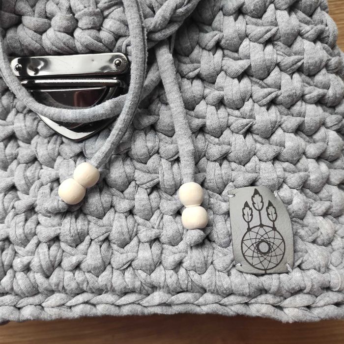 Plecak robiony na szydełku