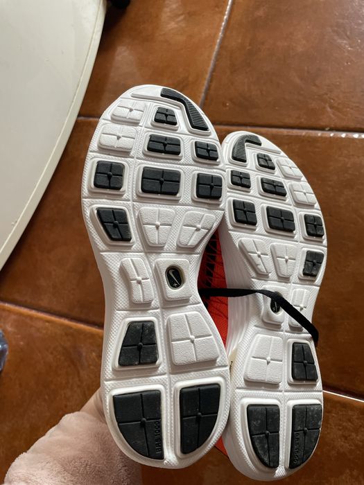Tenis Nike novos