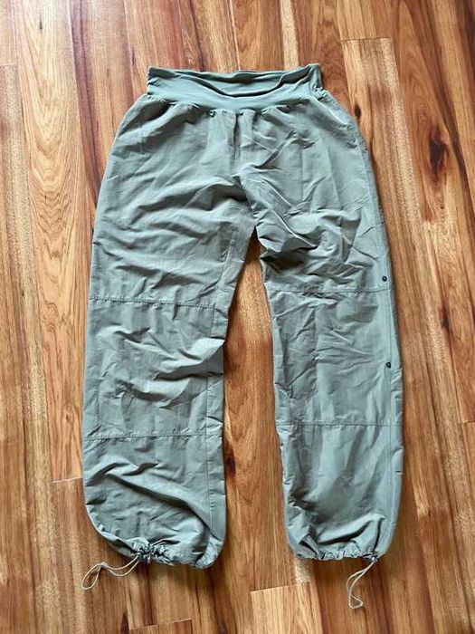 Xl 42 40 mitchi luzne lekkie spodnie dres alladynki khaki cienkie