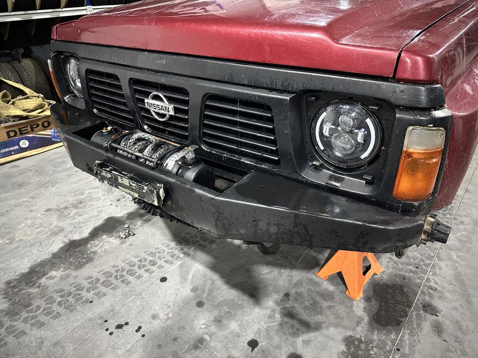 Pára-choques de ferro + Guincho – Nissan Patrol GR Y60