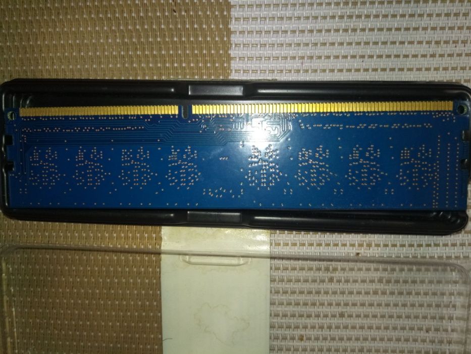 Оперативная память ОЗУ RAM Hynix DDR3 2Gb PC3-10600