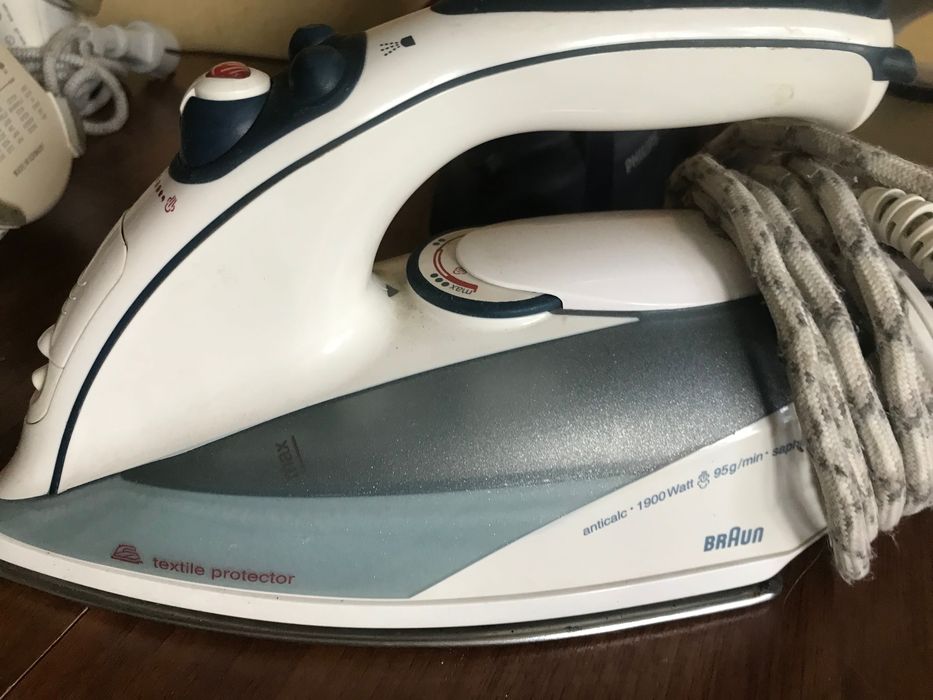 Утюги   Rowenta,  Philips, Zanussi.