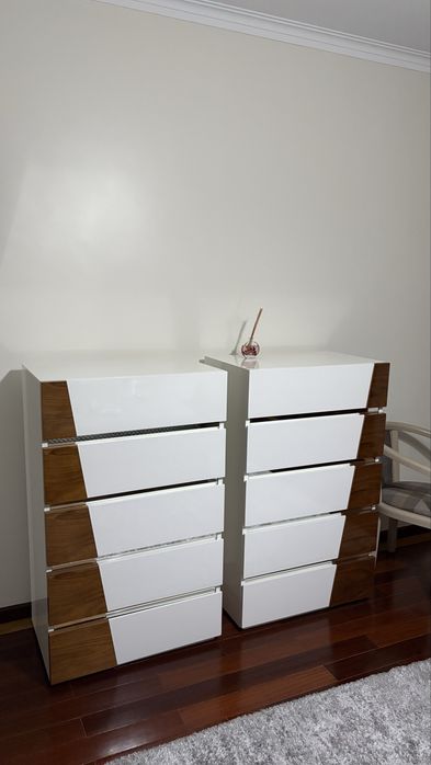 Mobilia de quarto moderna como nova