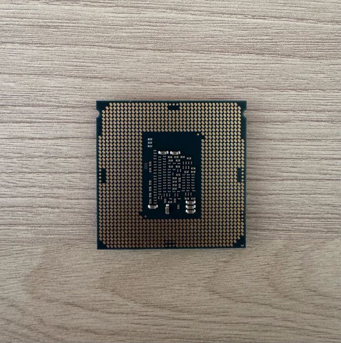 Процесор Intel Core i3-7100
