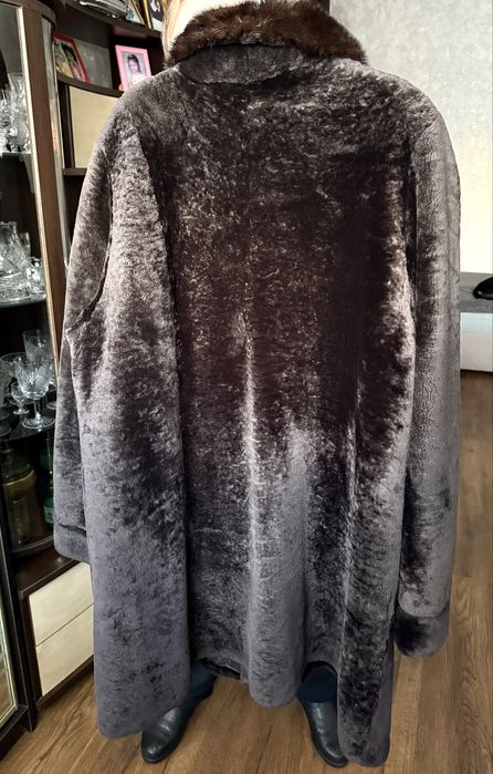 Шуба з мутона, натуральне хутро