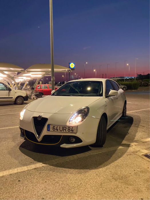 Alfa Romeo Giulietta 1.6 jtdm 05/2018 || trato de financiamento