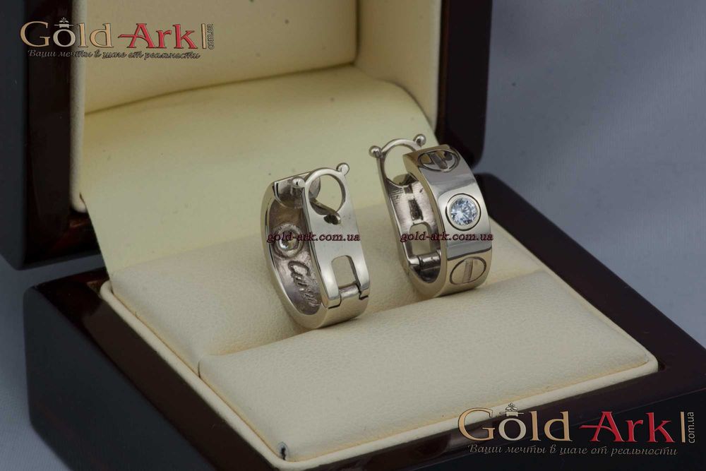 Комплект під бренд з діамантами