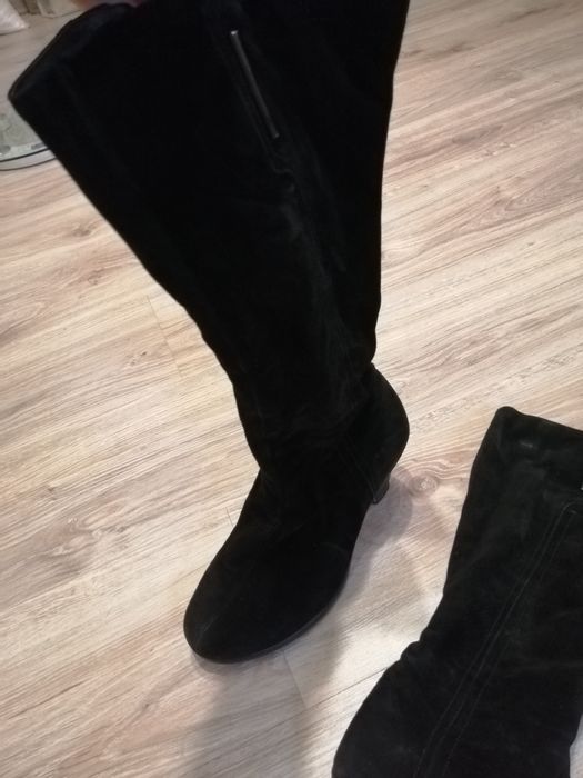 Сапожки, без дефектів, стан 4 із 5.всі питання в пп