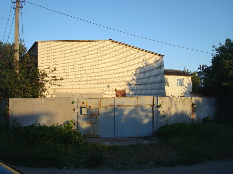 Продам, Швейный цех (частный дом)  460 м.кв. пгт Бабаи, Харьков.